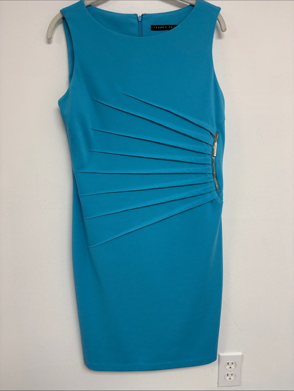 Ivanka Trump Aqua Blue Ruched Sheath Dress Size 10 Gold Zipper